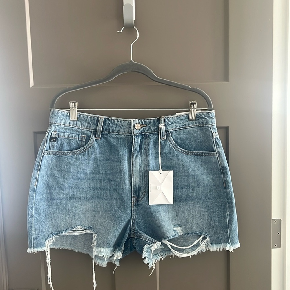KanCan high rise size 13/30 denim shorts